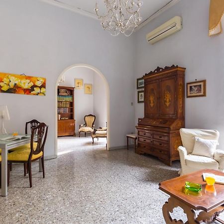 Rettifilo Family Apartment By Wonderful Italy Naples Extérieur photo