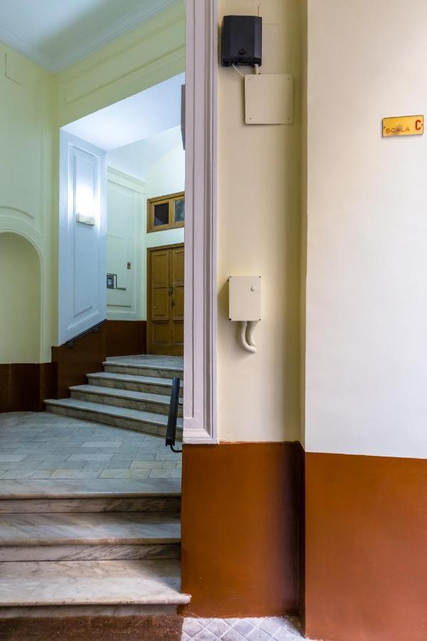 Rettifilo Family Apartment By Wonderful Italy Naples Extérieur photo