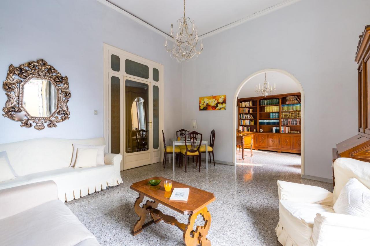 Rettifilo Family Apartment By Wonderful Italy Naples Extérieur photo