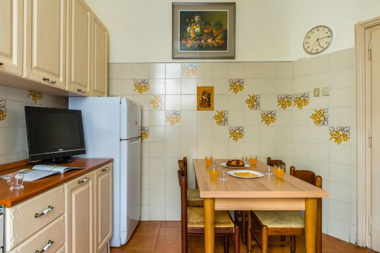 Rettifilo Family Apartment By Wonderful Italy Naples Extérieur photo